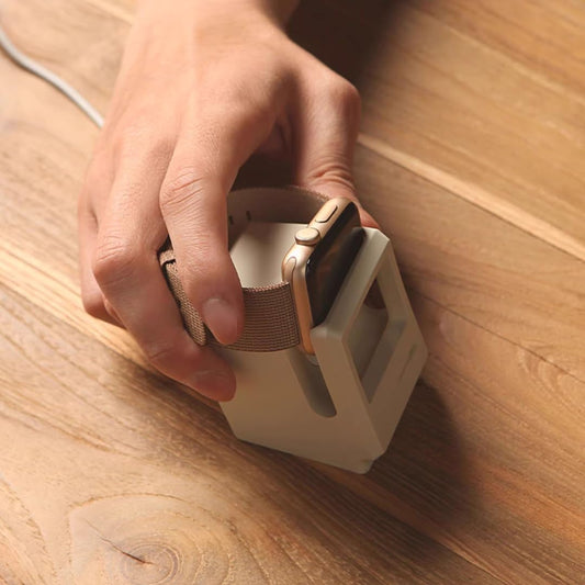"Vintage Computer" Design Smart Watch Charger Stand